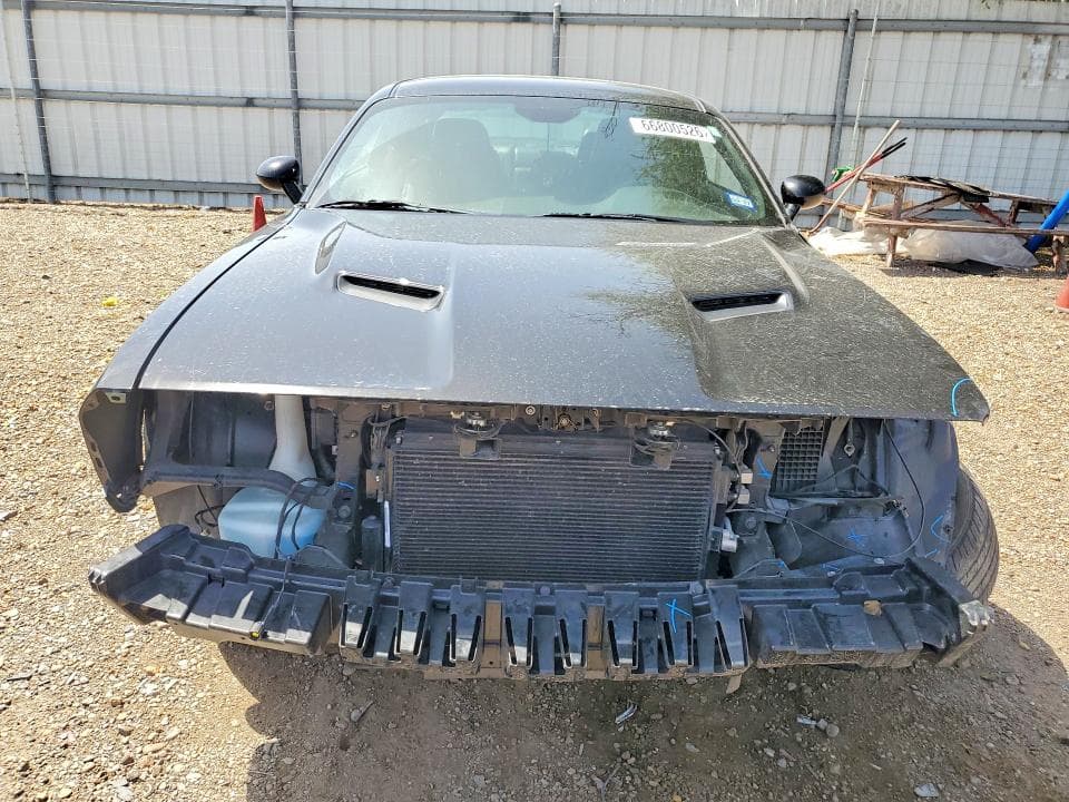 2023 DODGE CHALLENGER SXT 5