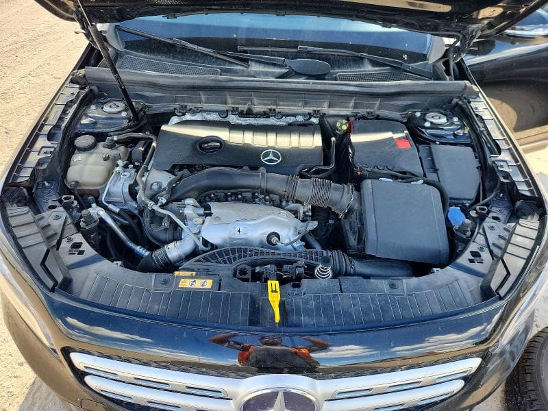 2021 MERCEDES-BENZ GLB 250 12