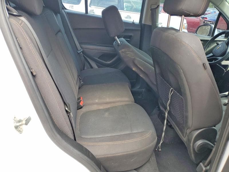 2019 CHEVROLET TRAX LS 11