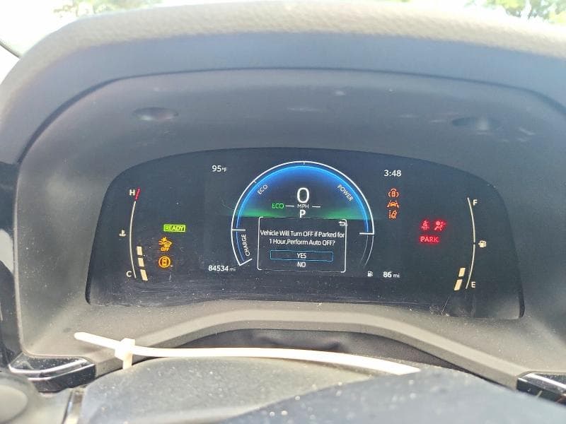 2025 TOYOTA CAMRY LE 9