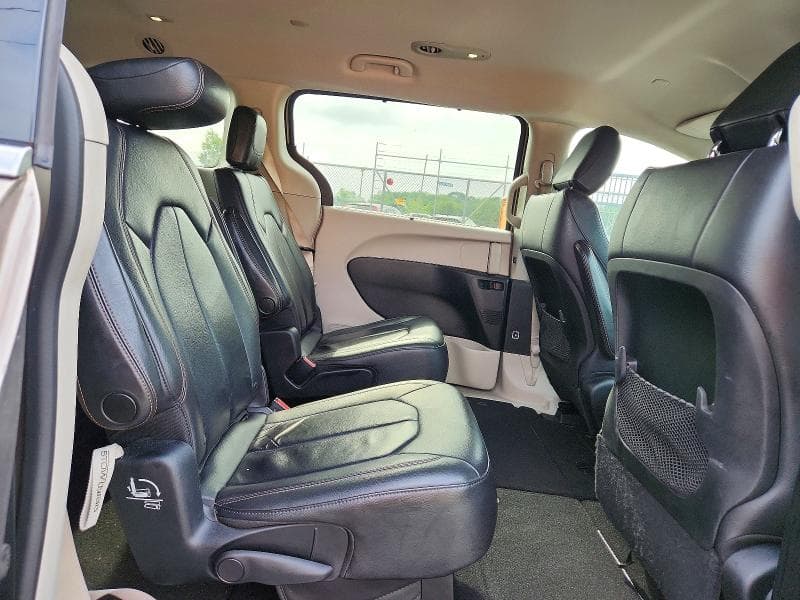 2017 CHRYSLER PACIFICA TOURING L 11