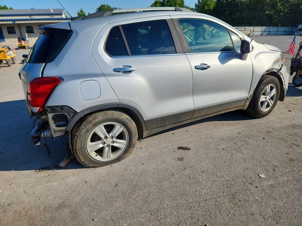 2017 CHEVROLET TRAX 1LT 3