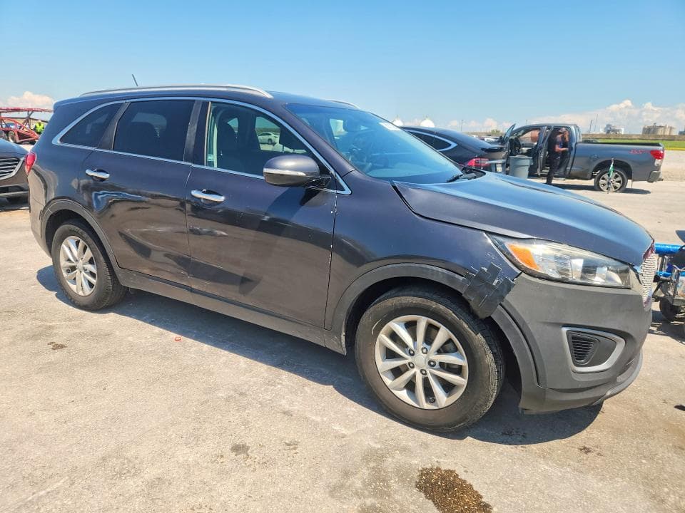 2017 KIA SORENTO LX V6 4