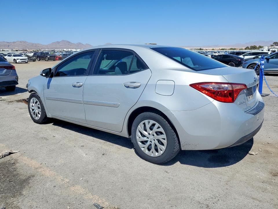 2018 TOYOTA COROLLA LE 2