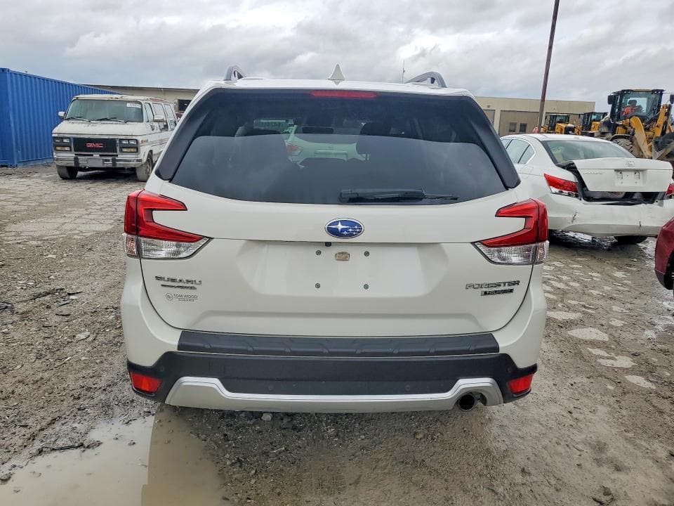 2019 SUBARU FORESTER TOURING 6