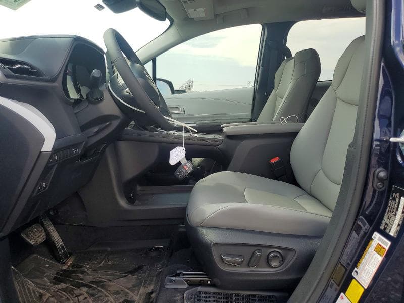 2026 TOYOTA SIENNA XLE 8-PASSENGER 7