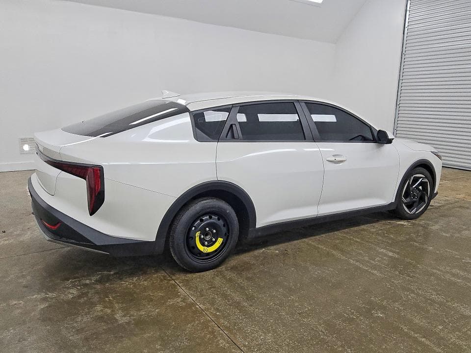 2026 KIA K4 EX 3