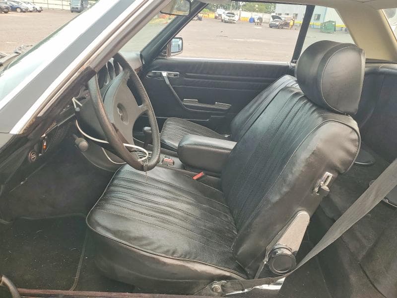 1981 MERCEDES-BENZ 380 SL 7