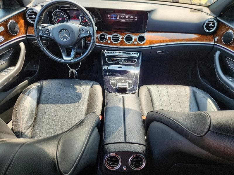 2017 MERCEDES-BENZ E 300 4MATIC 8