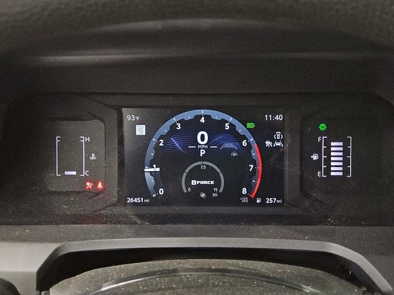 2024 TOYOTA TACOMA SR 9