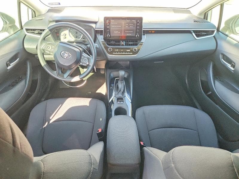 2020 TOYOTA COROLLA LE 8
