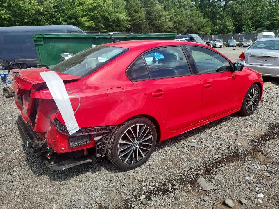 2017 VOLKSWAGEN JETTA SPORT 3