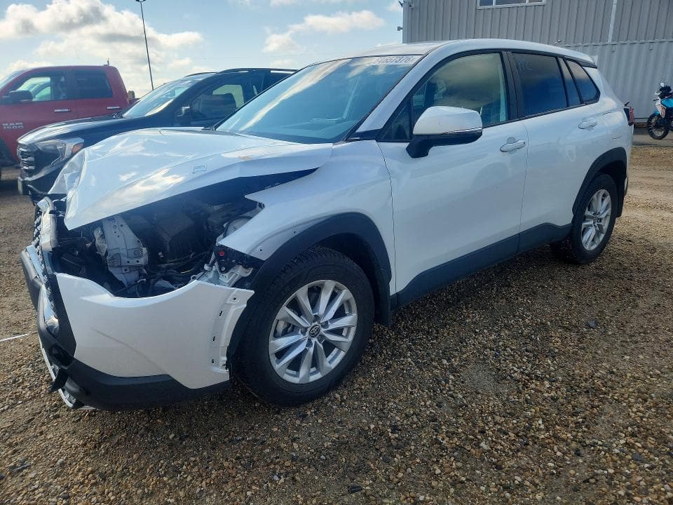 2022 TOYOTA COROLLA CROSS LE - 1