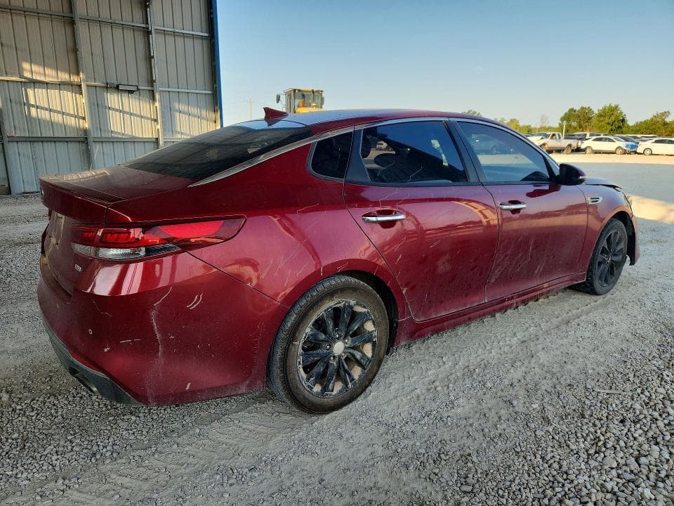 2018 KIA OPTIMA S 3