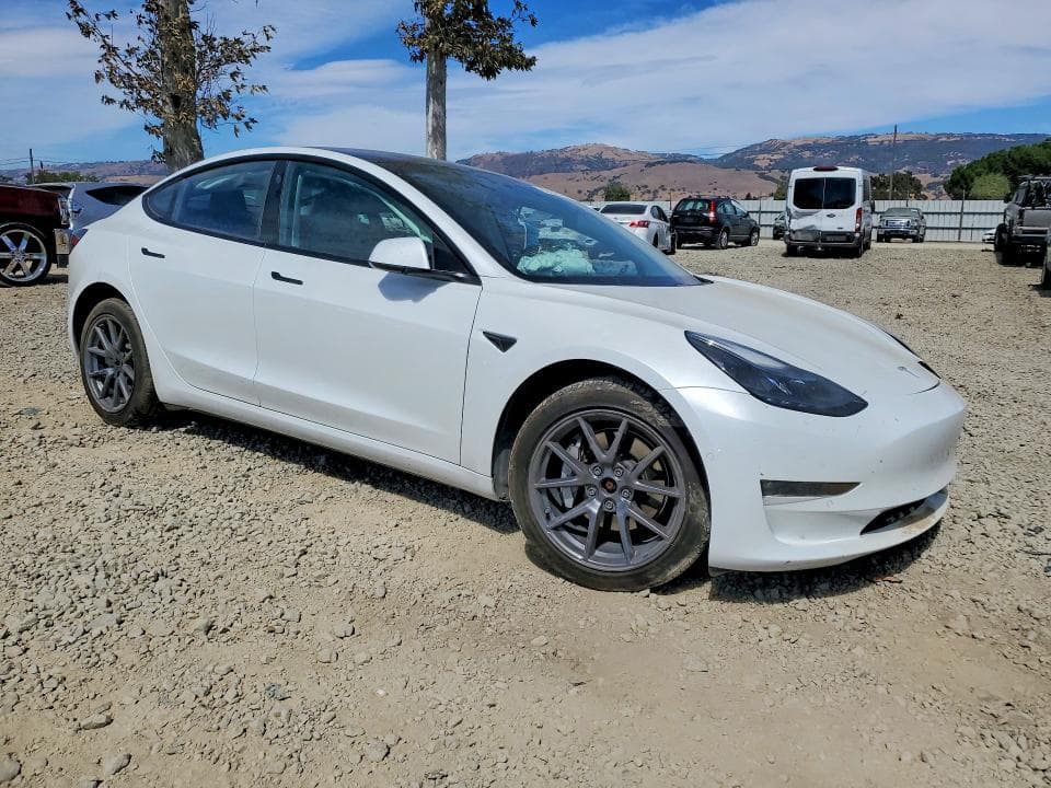 2021 TESLA MODEL 3 4