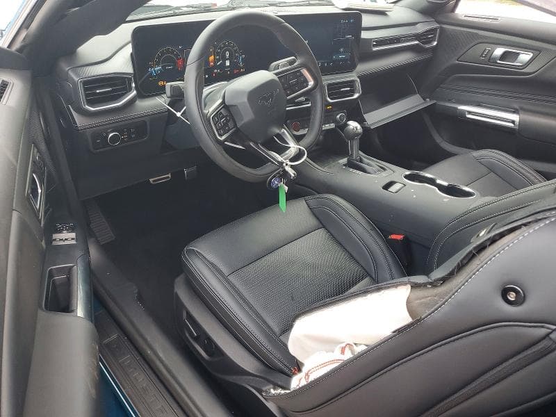 2026 FORD MUSTANG GT 8