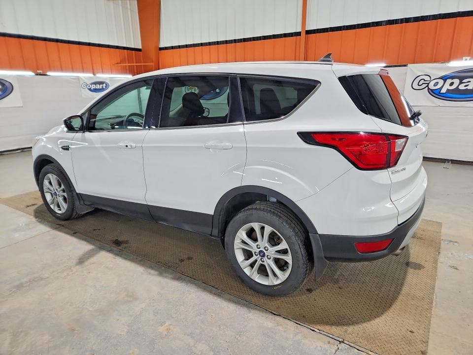 2019 FORD ESCAPE SE 2