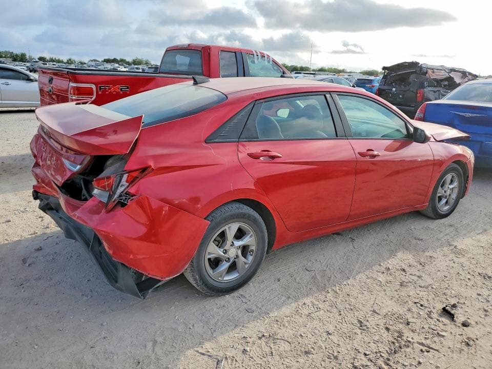 2021 HYUNDAI ELANTRA SE 3