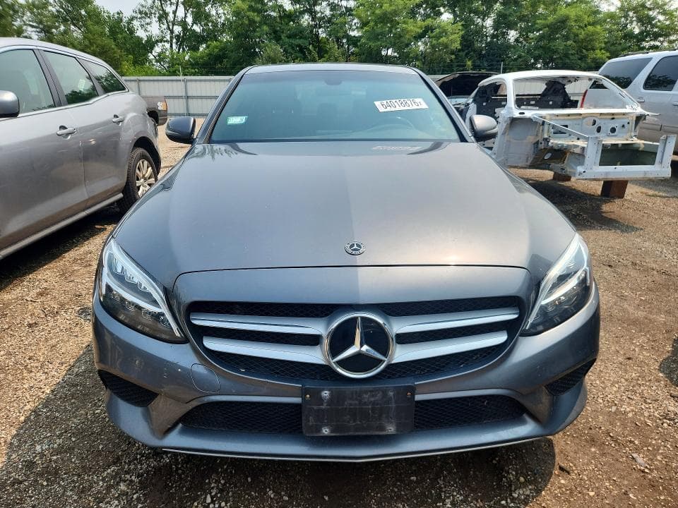2019 MERCEDES-BENZ C 300 4MATIC 5