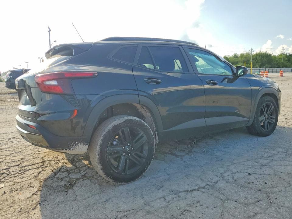 2025 CHEVROLET TRAX ACTIV 3
