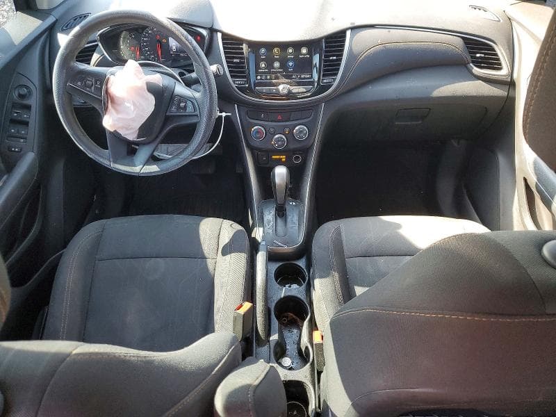 2018 CHEVROLET TRAX 1LT 8