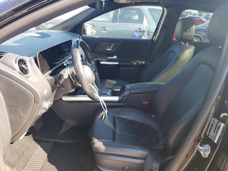 2021 MERCEDES-BENZ GLA 250 4MATIC 7