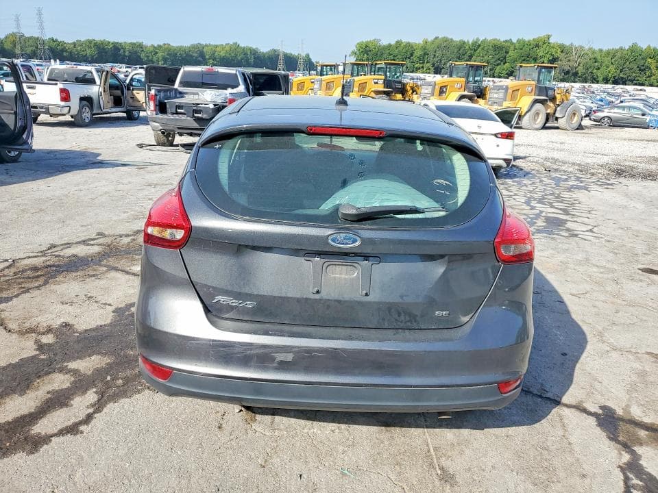 2017 FORD FOCUS SE 6