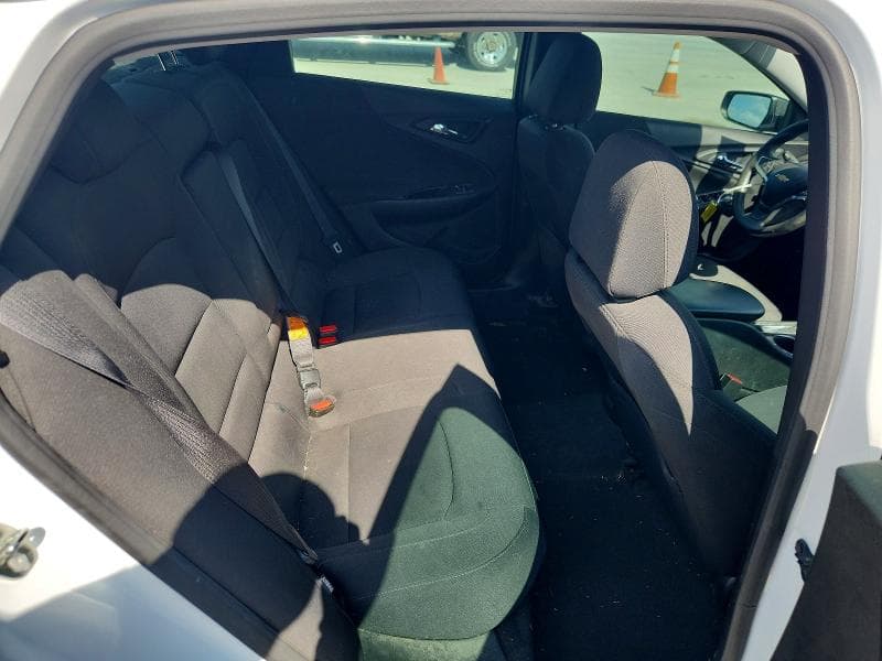 2018 CHEVROLET MALIBU LS 10