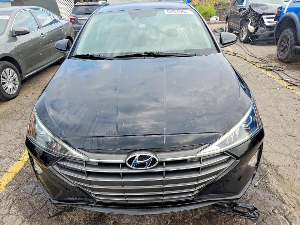 2020 HYUNDAI ELANTRA SEL 5