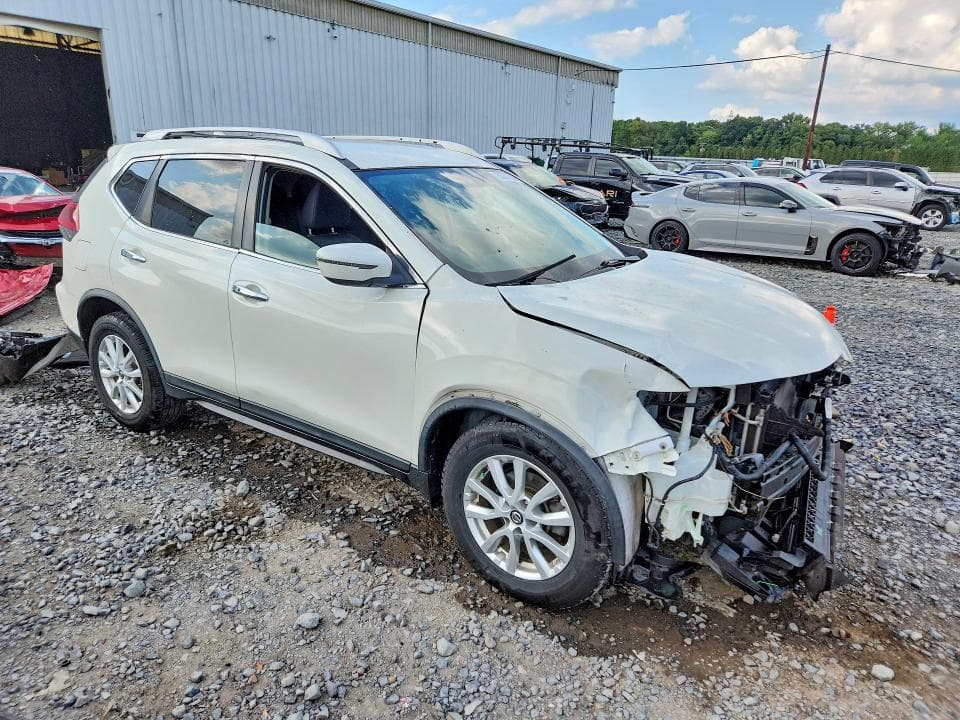 2018 NISSAN ROGUE SV 4
