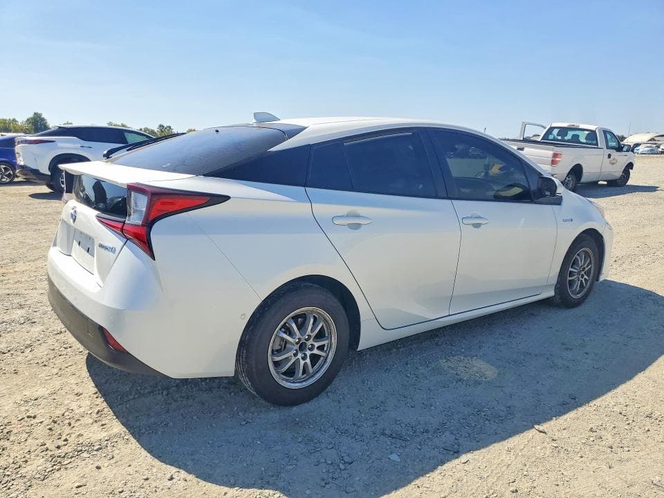 2022 TOYOTA PRIUS LE 3