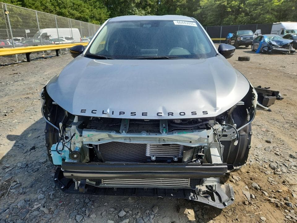 2026 MITSUBISHI ECLIPSE CROSS LE 5