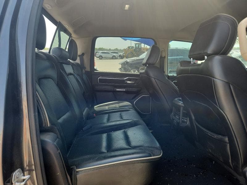 2019 RAM 1500 LARAMIE 10
