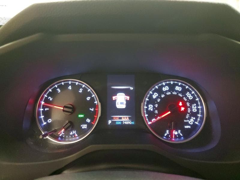 2019 TOYOTA RAV4 LE 9