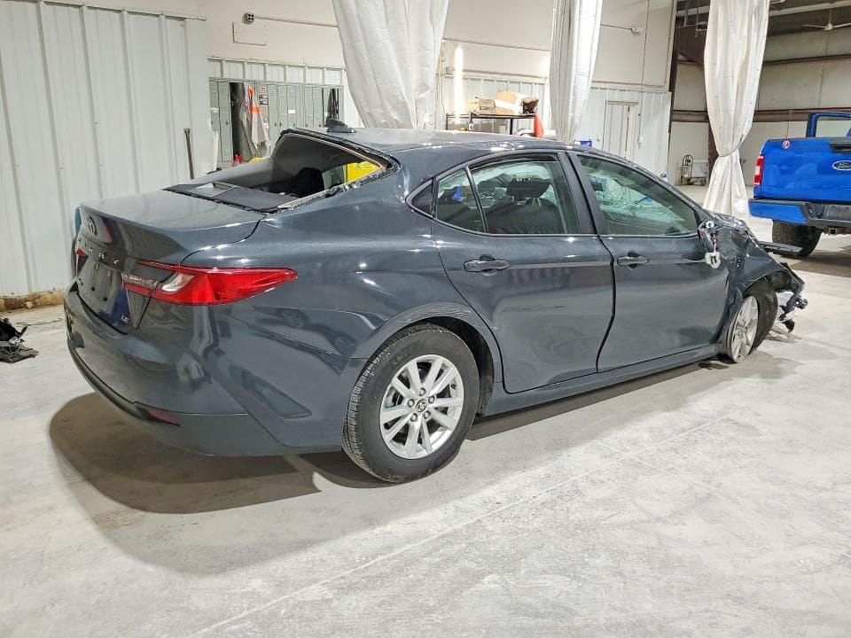 2025 TOYOTA CAMRY LE 3