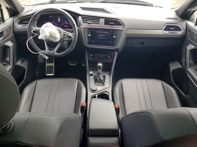 2022 VOLKSWAGEN TIGUAN SE R-LINE BLACK 8