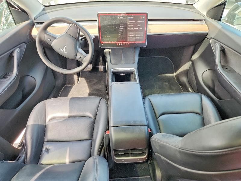 2021 TESLA MODEL Y 8