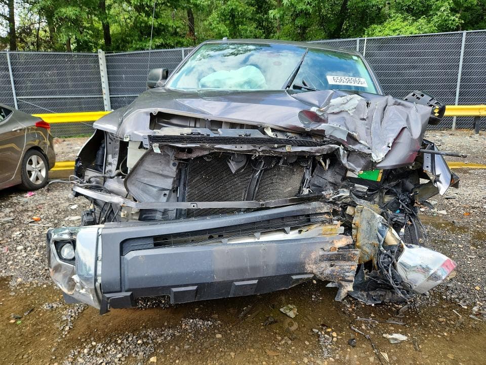 2019 TOYOTA TUNDRA SR5 5