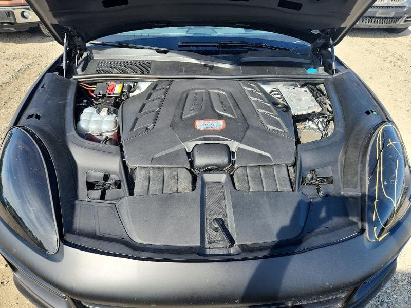 2021 PORSCHE CAYENNE TURBO 12