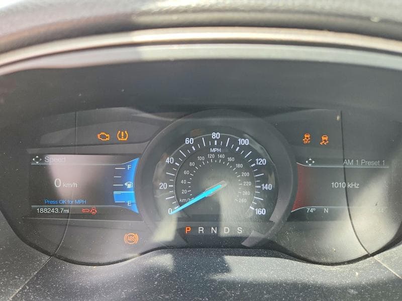 2018 FORD FUSION SE 9