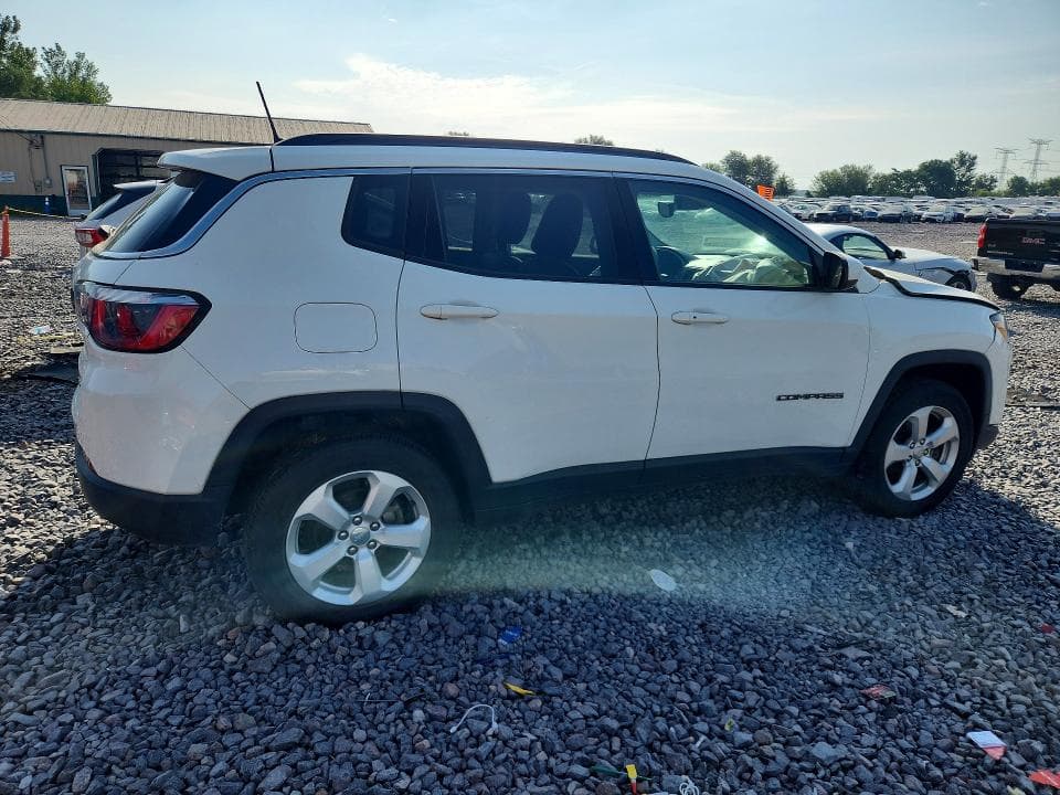 2017 JEEP COMPASS LATITUDE 3