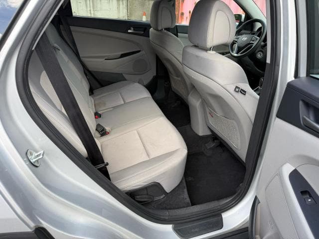2018 HYUNDAI TUCSON SE 6