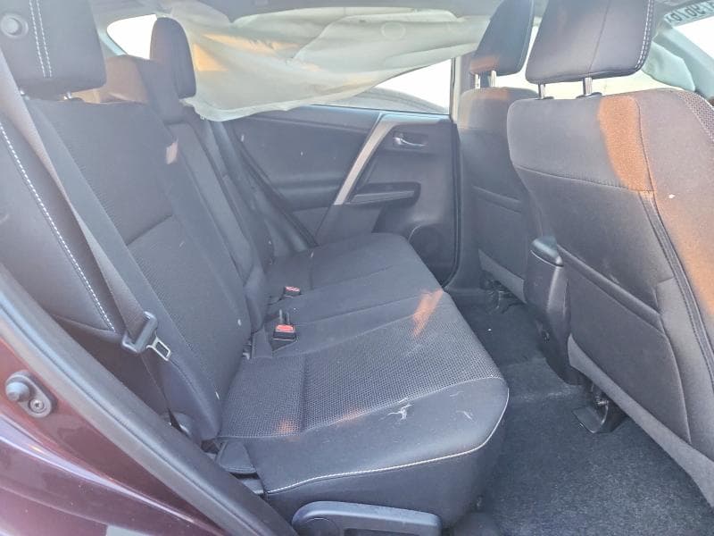 2017 TOYOTA RAV4 XLE 10