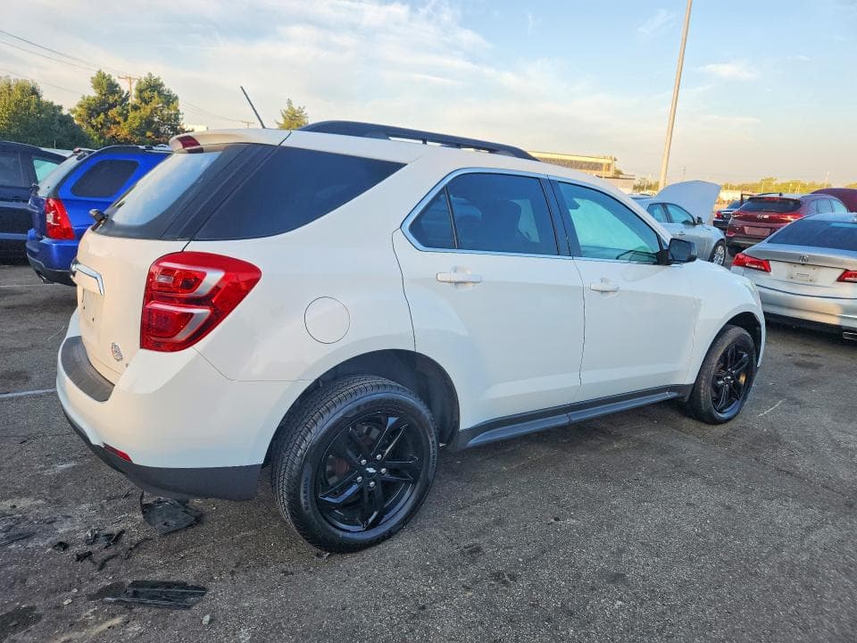 2017 CHEVROLET EQUINOX LT 3