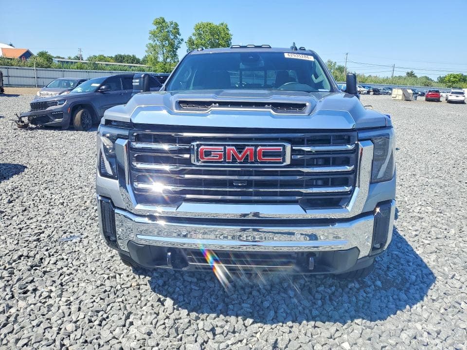 2026 GMC SIERRA K2500 SLE 5