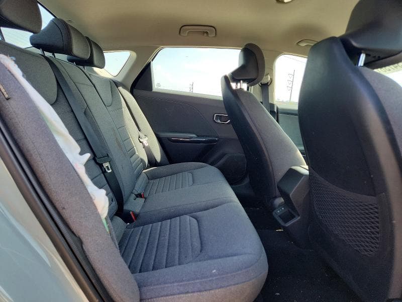 2025 KIA K4 EX 10