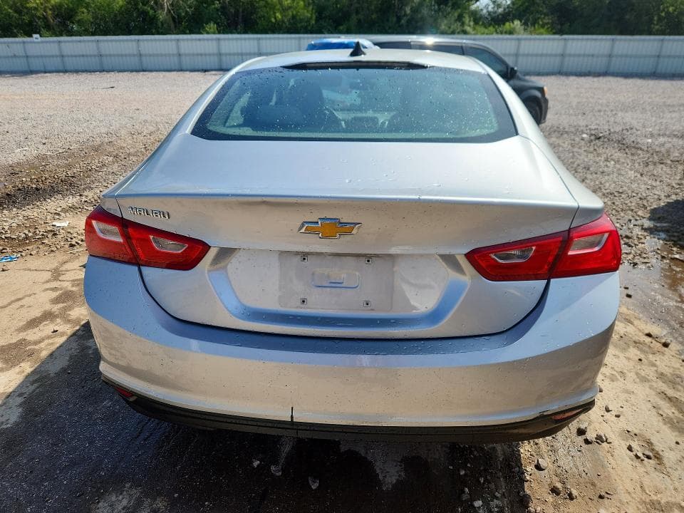 2017 CHEVROLET MALIBU L 6