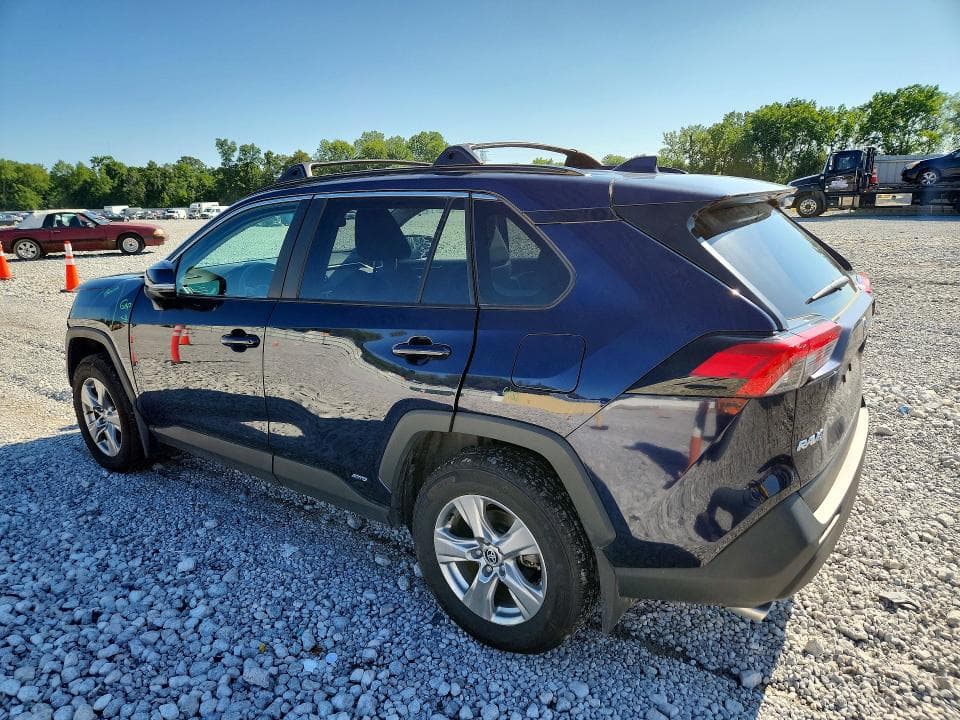 2025 TOYOTA RAV4 HYBRID XLE 2