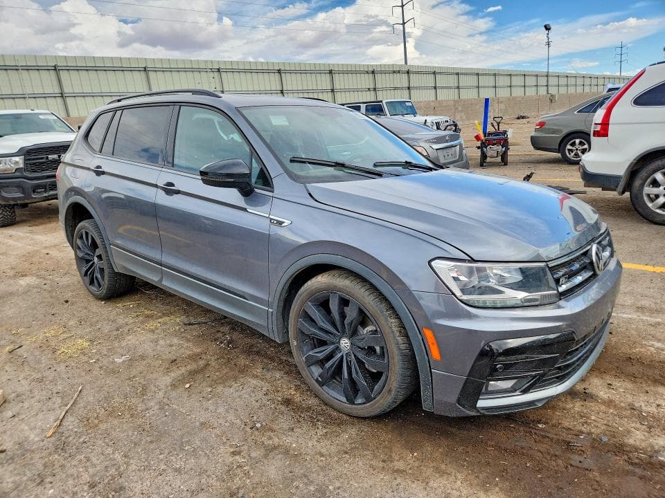 2021 VOLKSWAGEN TIGUAN SE 4