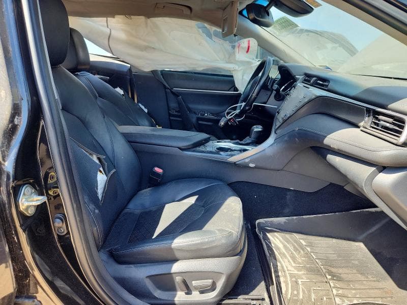 2020 TOYOTA CAMRY XSE 7